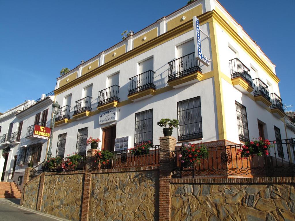 Acantilados De * Maro